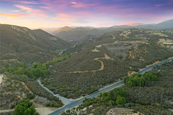 1 La Cresta Highlands CIR, Murrieta, CA 92562