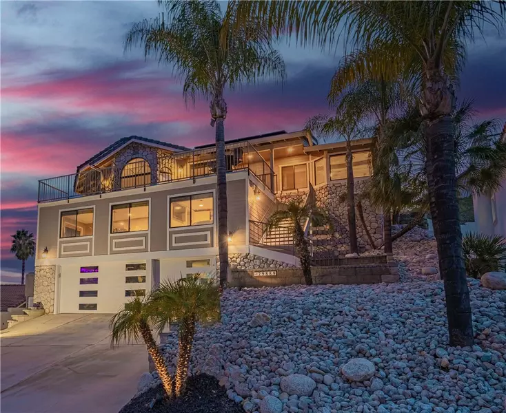 29889 Smugglers Point DR, Canyon Lake, CA 92587