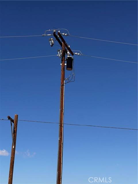 Phelan, CA 92371,7625 Luna RD