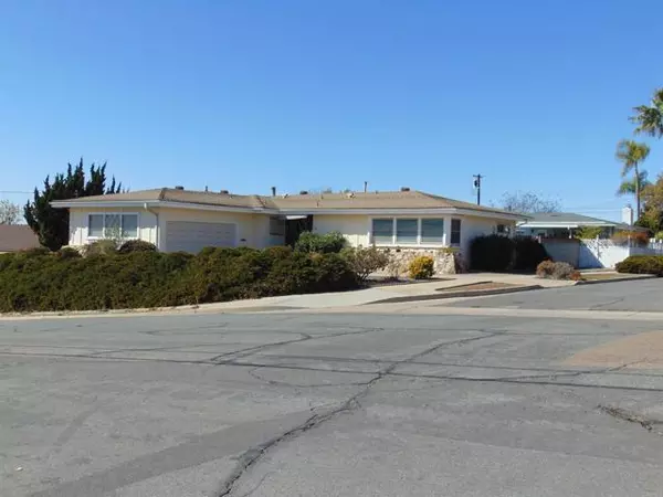 La Mesa, CA 91942,6340 Henderson DR