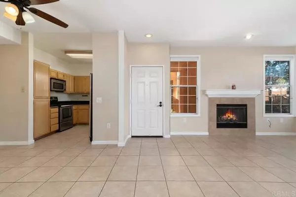 18614 Caminito Cantilena 324, San Diego, CA 92128