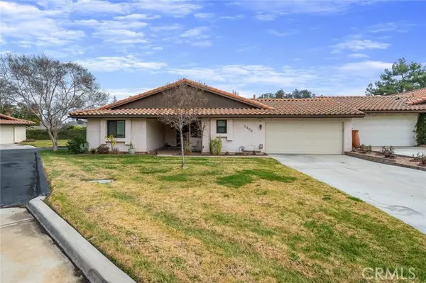 Redlands, CA 92373,1406 Bella Vista Crest