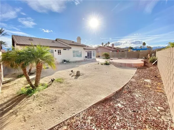 Indio, CA 92201,81060 Paloma CIR