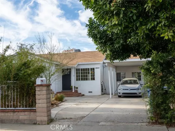 Los Angeles, CA 91331,12907 Sunburst ST