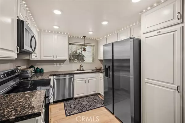 Laguna Woods, CA 92637,3242 San Amadeo 2B