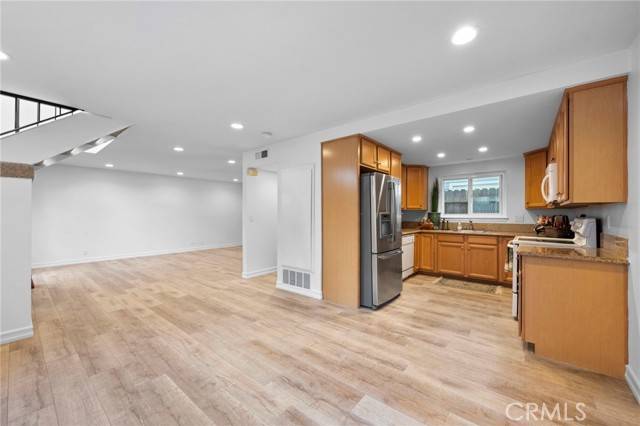 Corona Del Mar, CA 92625,602 .5 Marguerite AVE