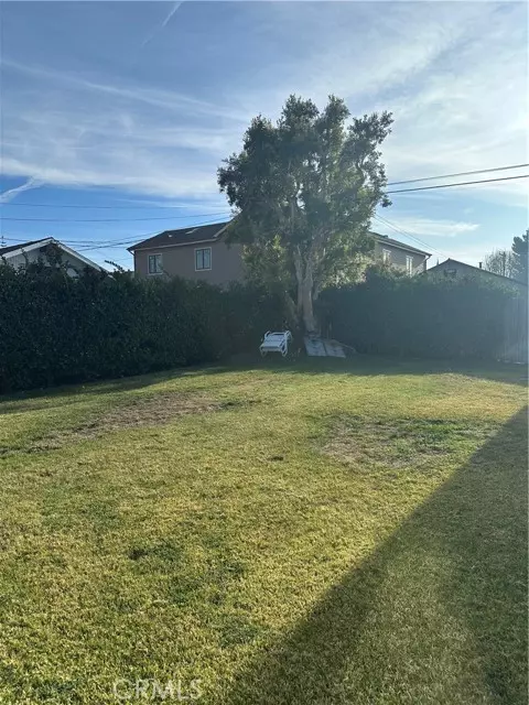 Costa Mesa, CA 92627,269 E 20th ST