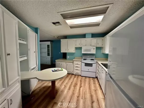 San Jacinto, CA 92583,2230 Lake Park DR 223