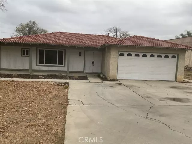 8008 Santa Rita ST, Corona, CA 92881