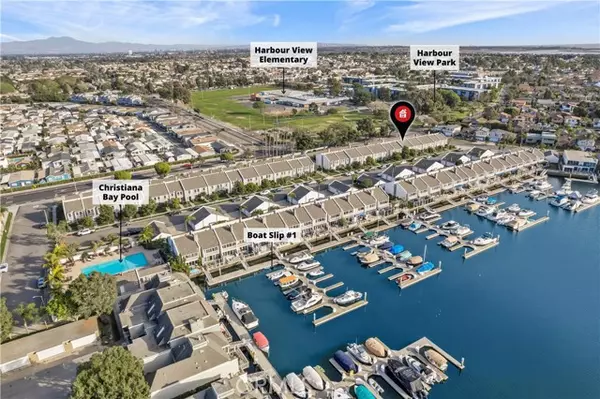 16532 Harbour LN, Huntington Beach, CA 92649