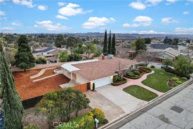 401 Sandalwood DR, Calimesa, CA 92320