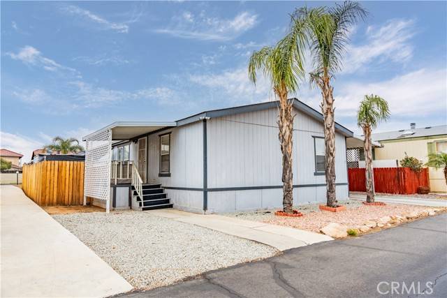 25350 Santiago Dr. 27, Moreno Valley, CA 92551
