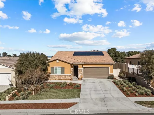 256 Country Club DR, Calimesa, CA 92320