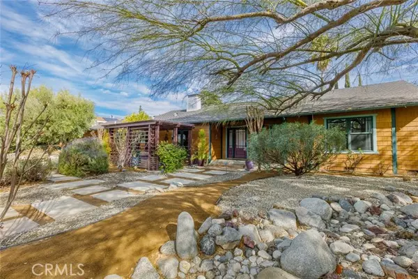 Tarzana, CA 91356,19201 Santa Rita ST