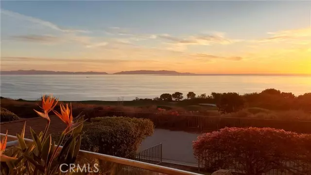 3200 La Rotonda DR 104, Rancho Palos Verdes, CA 90275