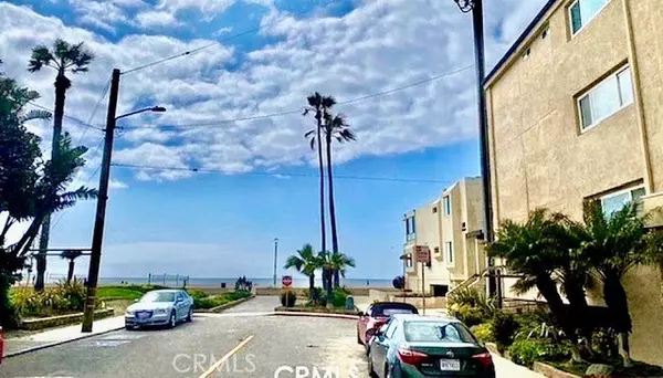 Hermosa Beach, CA 90254,15 15th ST 22