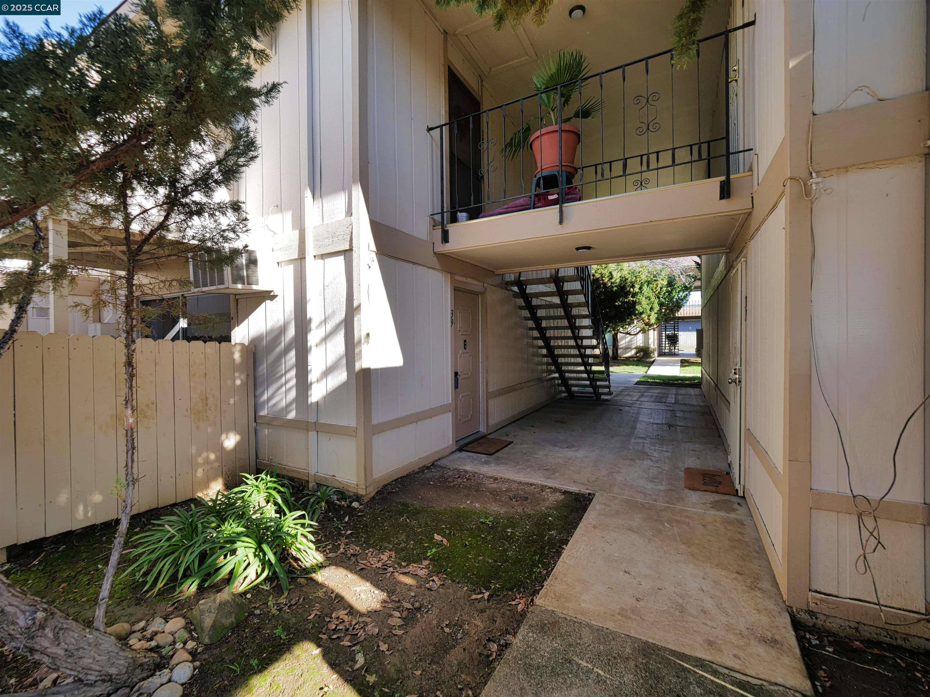 Concord, CA 94521,4260 Clayton Road 39