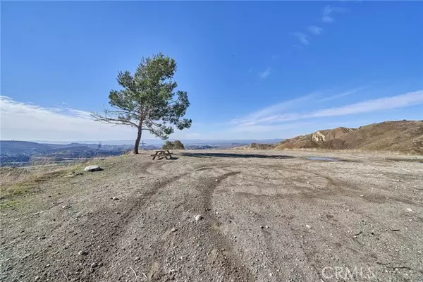 Sunland, CA 91040,9401 Tujunga Valley ST