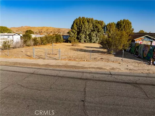 Joshua Tree, CA 92252,61984 Commercial ST