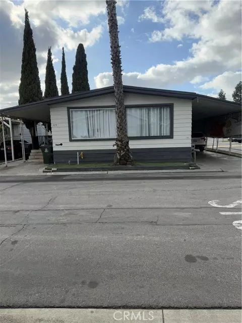 320 N Park Vista ST 115, Anaheim, CA 92806