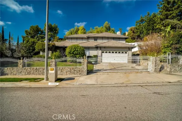 Granada Hills, CA 91344,11907 Louise AVE