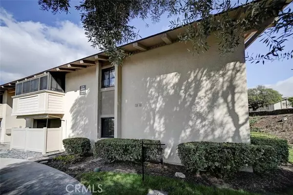 La Mirada, CA 90638,13556 La Jolla CIR 208H