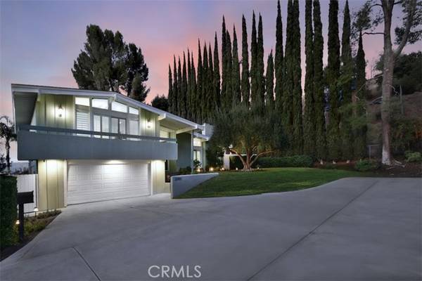 22903 De Kalb, Calabasas, CA 91302