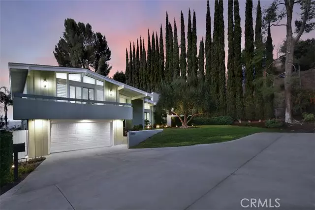 22903 De Kalb, Calabasas, CA 91302