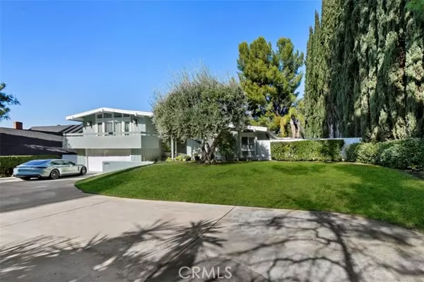 Calabasas, CA 91302,22903 De Kalb