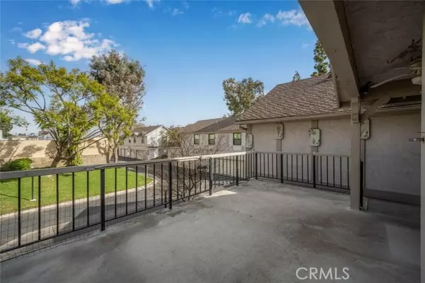 Cypress, CA 90630,9066 Candlestick LN