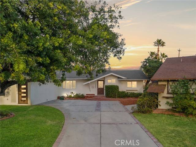 7942 Moorcroft AVE, Canoga Park, CA 91304