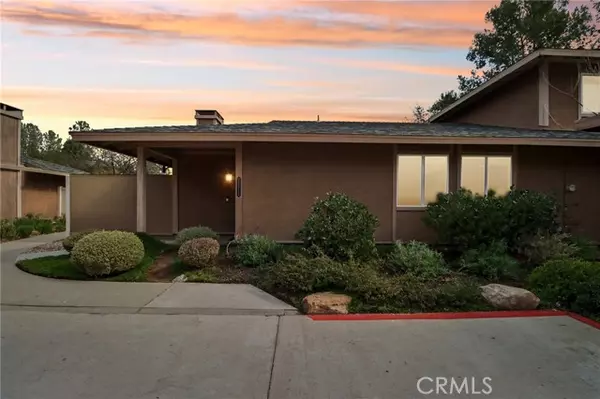 28512 Conejo View DR, Agoura Hills, CA 91301