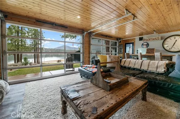 Big Bear Lake, CA 92315,39124 Waterview DR