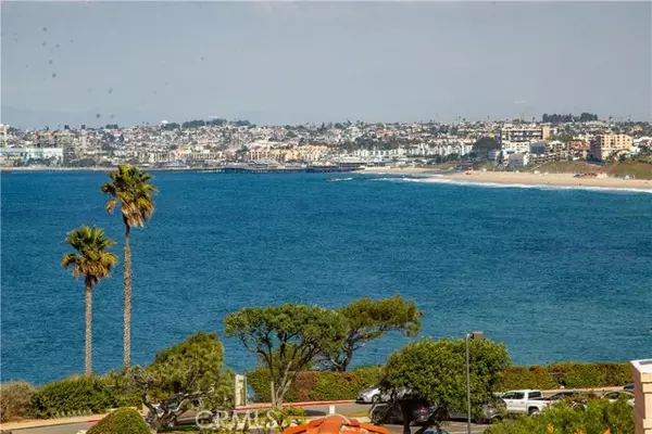 Palos Verdes Estates, CA 90274,417 Via Almar