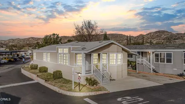 1550 Rory LN 101, Simi Valley, CA 93063