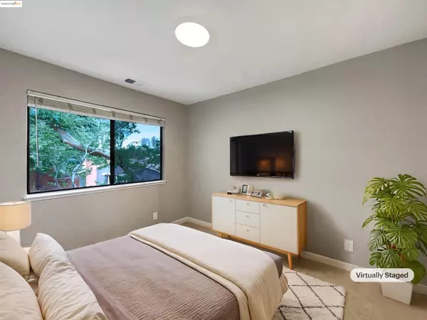 Danville, CA 94526,175 Midland WAY