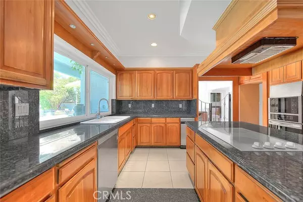 Claremont, CA 91711,700 Via Santa Catarina
