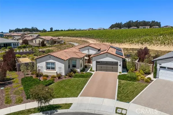 1330 Riley LN, Nipomo, CA 93444