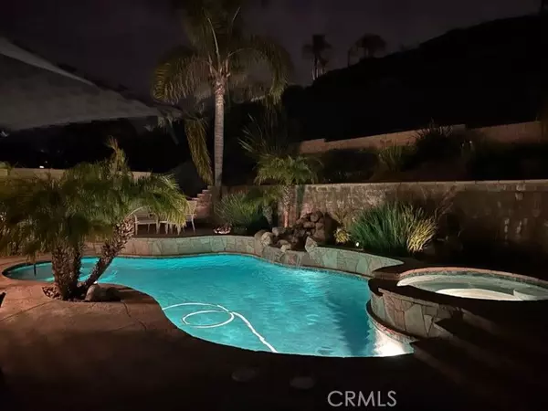 Saugus, CA 91350,28314 Santa Catarina RD