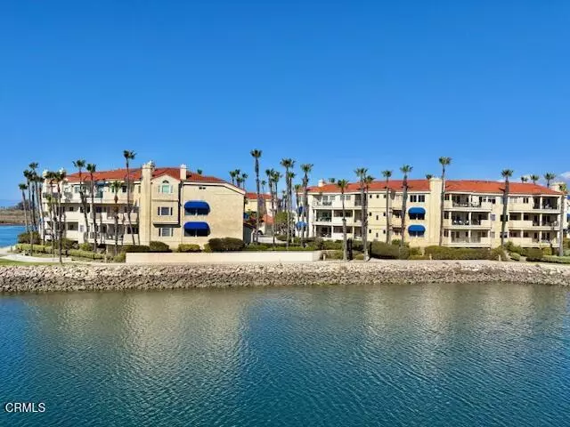 4249 Harbour Island LN, Oxnard, CA 93035