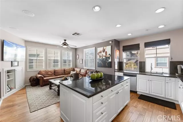 22 Arlington ST, Ladera Ranch, CA 92694