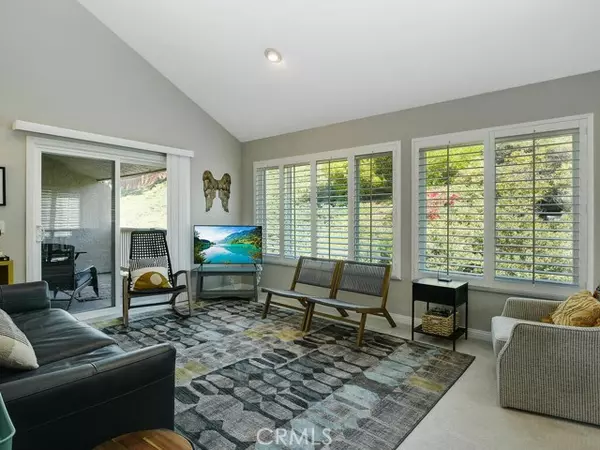 930 Via Mil Cumbres 88, Solana Beach, CA 92075