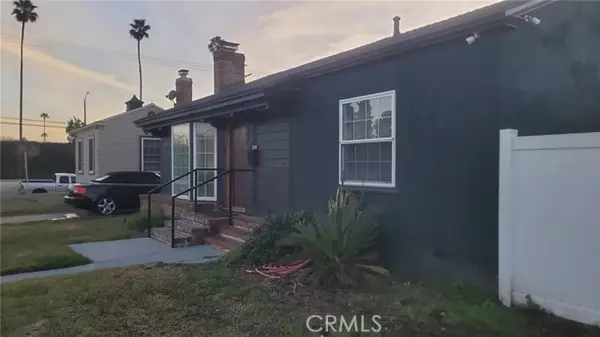 Inglewood, CA 90305,8917 10th AVE