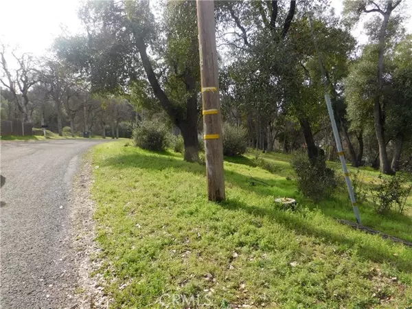 Clearlake, CA 95422,5560 Hale AVE