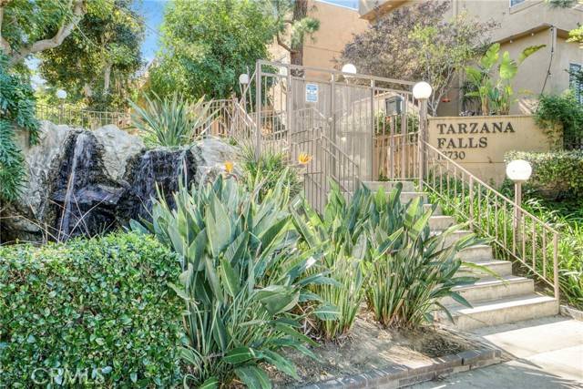 18730 Hatteras ST 49, Tarzana, CA 91356