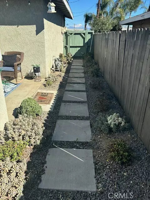 Fontana, CA 92336,7740 Lombardy AVE