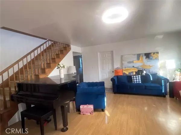 Arcadia, CA 91006,5522 Farna AVE