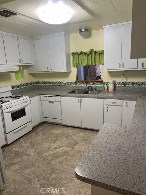 Chatsworth, CA 91311,21001 Plummer ST 116