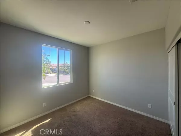 Wildomar, CA 92595,23340 Rhinestone CT