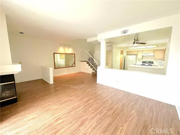 Canyon Country, CA 91387,18106 Flynn DR 4404